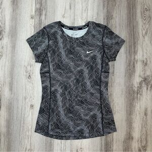 Nike Running Dri-Fit Patterned‎ Fitted T-Shirt Black/White Size XS
